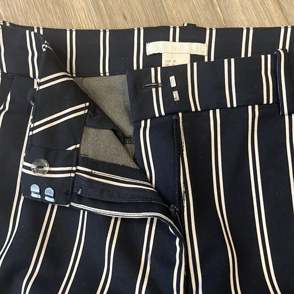 Stripped dress pants size US 8 - Picture 11 of 11
